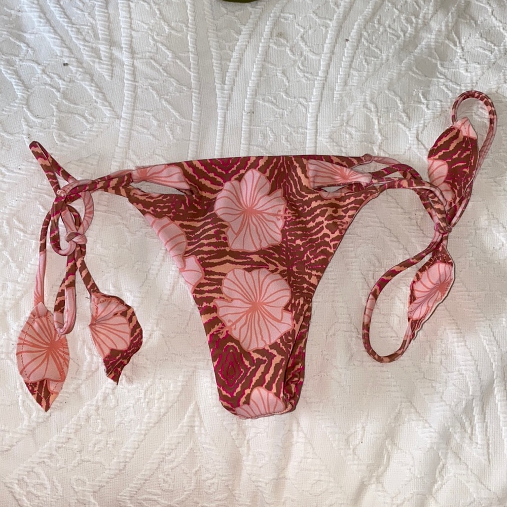 Benoa Swim Tunnels Bottom in Wild Thing Medium